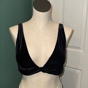Victoria's Secret‎ Black Velvet Twist bra. XL
